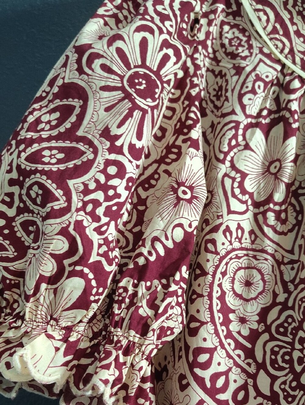 Women's Puff-Sleeve Floral Print Top Sangria Red Boho Chic Peasant - Picture 3 of 7
